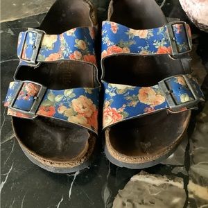 Birkenstock papillo birkies blue floral slides size 38.5